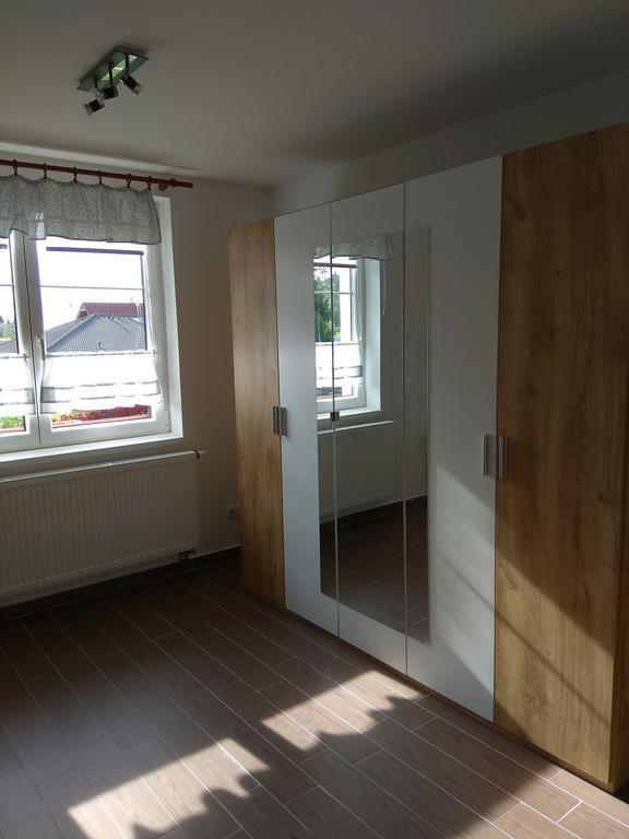 Pod Lesem Apartment *